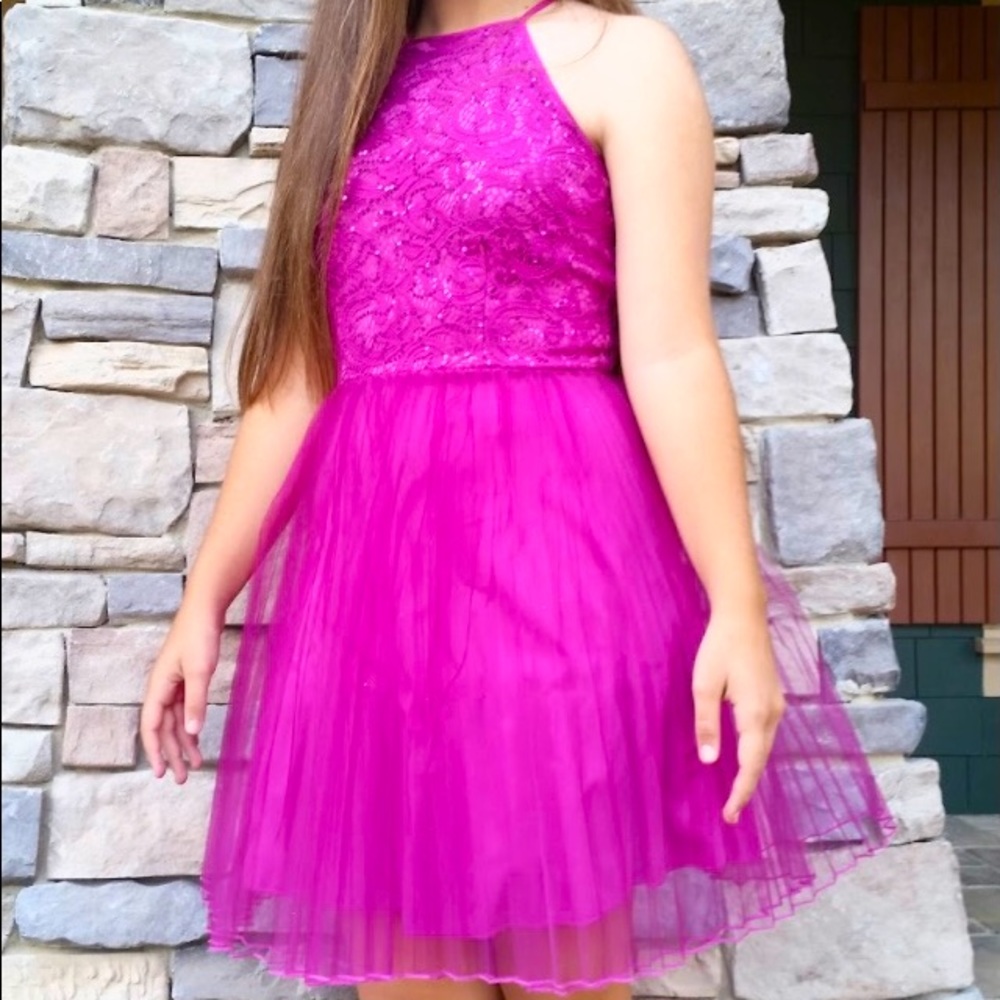 pinkish/ purplish Windsor dress worn 1 time💃👗